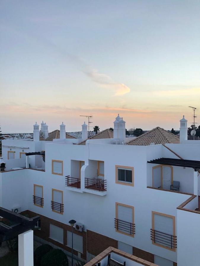 Cabanas De Tavira Gomeira, 2 Bedroom, 3 Terraced Penthouse With Seaview, 300M From The Sea Bagian luar foto