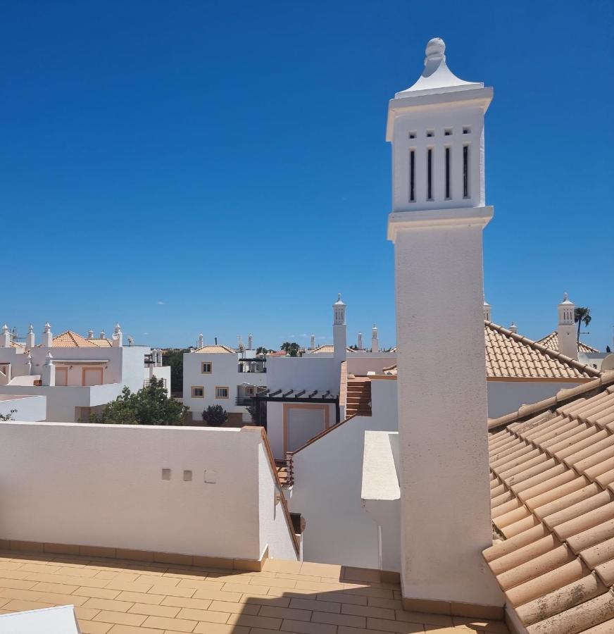 Cabanas De Tavira Gomeira, 2 Bedroom, 3 Terraced Penthouse With Seaview, 300M From The Sea Bagian luar foto